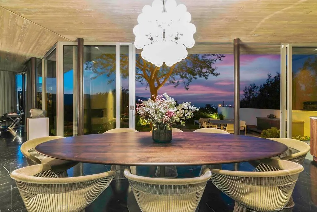 This Home, Is A True Oasis. Cape Town Villa