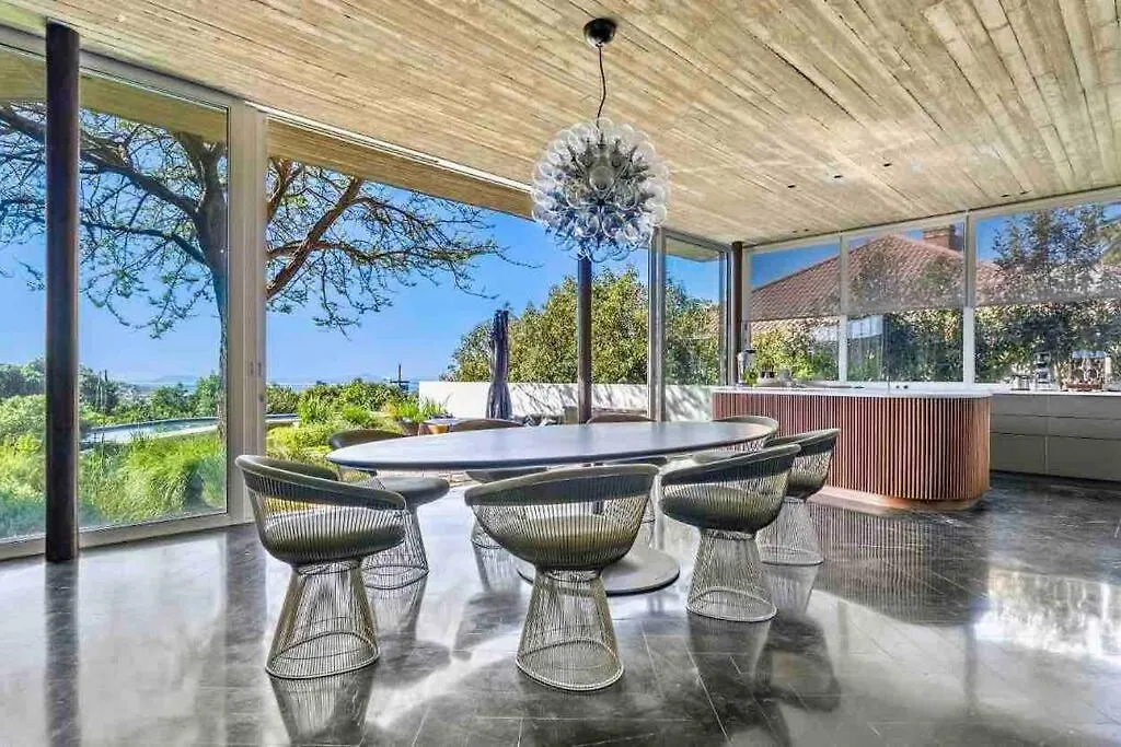 This Home, Is A True Oasis. Cape Town South Africa